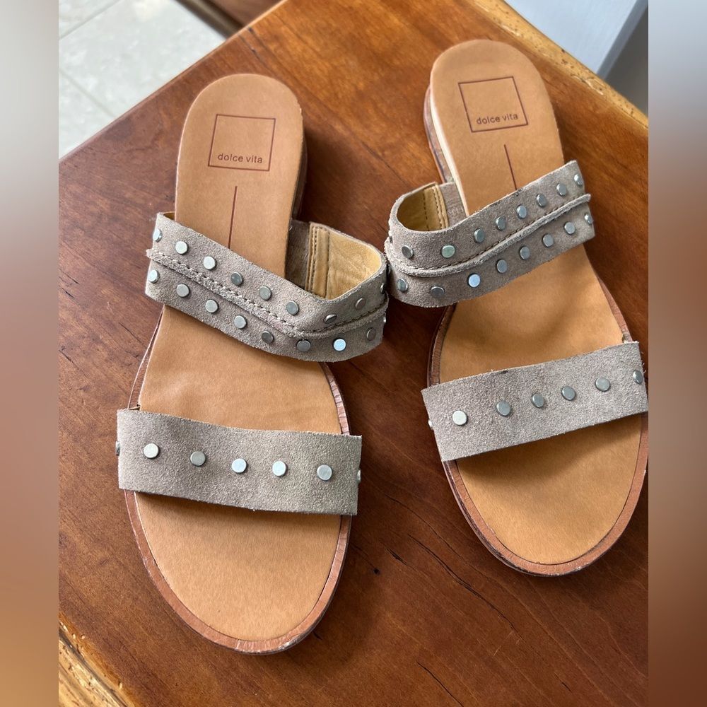 Dolce Vita Pacey Suede Leather Studded
Sandals 8.5 Wooden Heel Demi Wedge